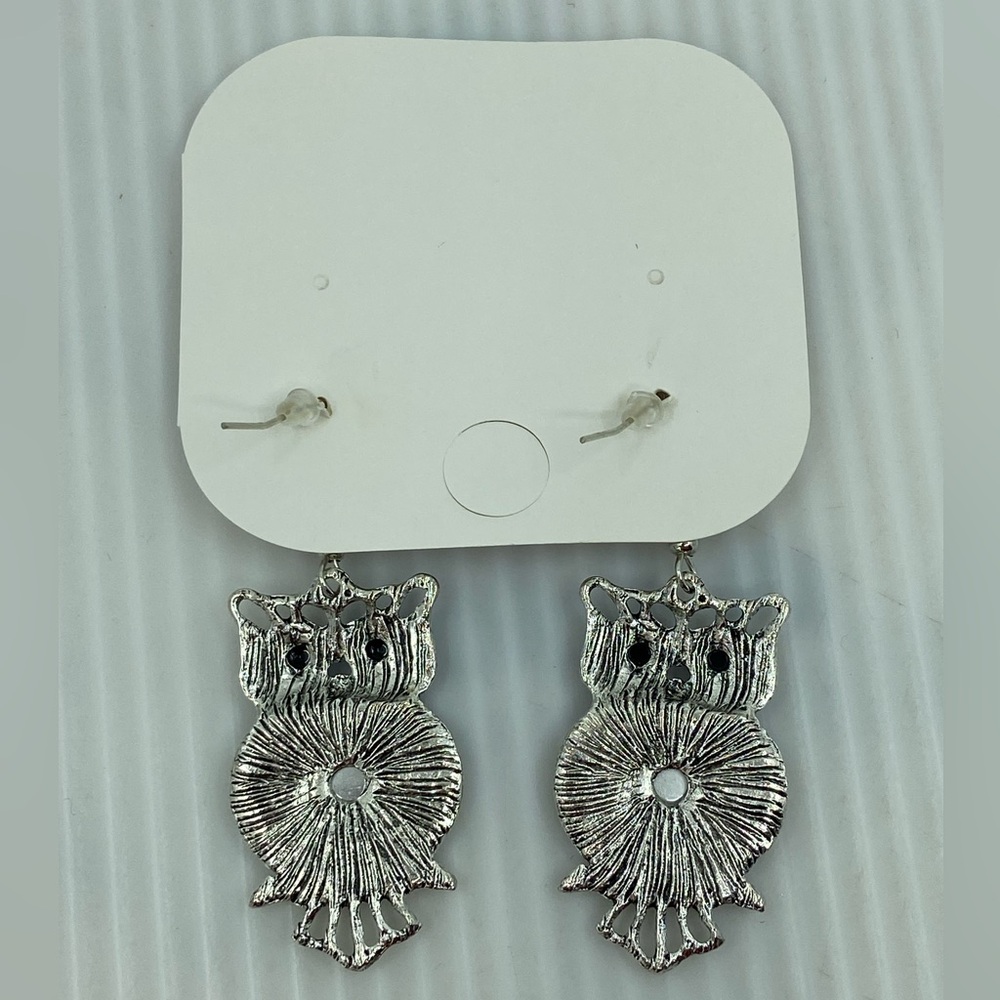 NEW Silver and Colorful Owl Earrings - Picture 7 of 7